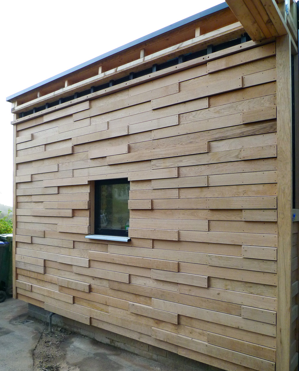 Modernist selfbuild English Oak cladding Turboslug Turbosnail